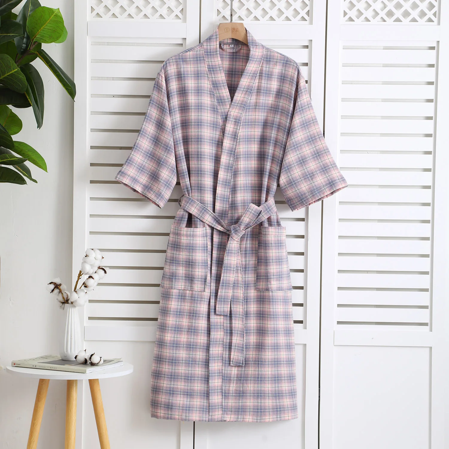 Couple's Absorbent and Quick Drying Bathrobe for Spring and Summer Cotton Floral Printed Style Home Clothing Bath Towel Robes