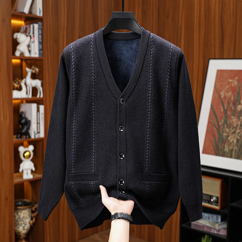 

New Autumn and Winter Men's Solid Color V-Neck Long-Sleeved Thickened Warm and Comfortable Sweater/J-25102