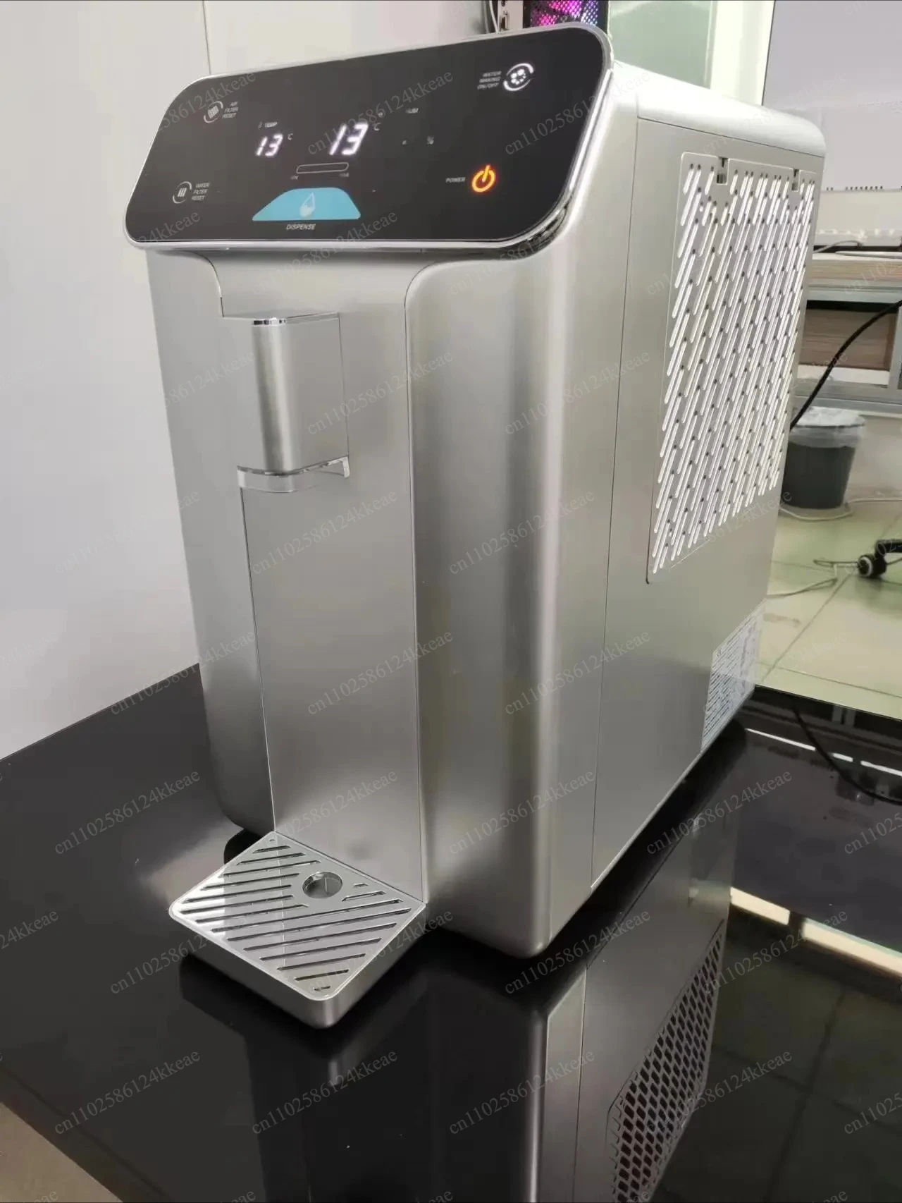 【Hot】AIR WATER GENERATOR 10L/day Intelligent operating system air to water