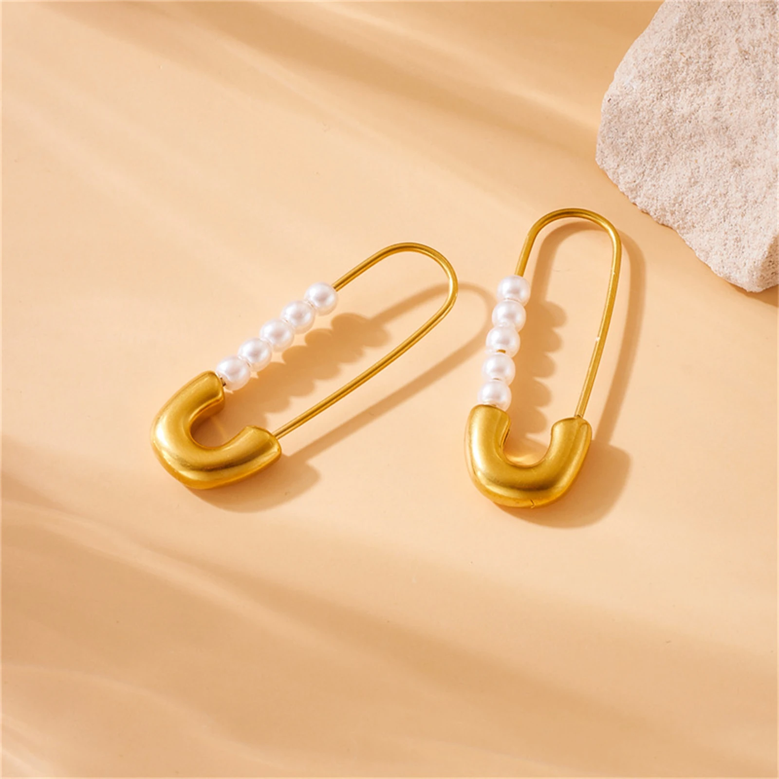 316L Stainless Steel Vintage Simplicity Pearl Safety Pin Earrings For Women Fashion High Jewelry Party Gifts