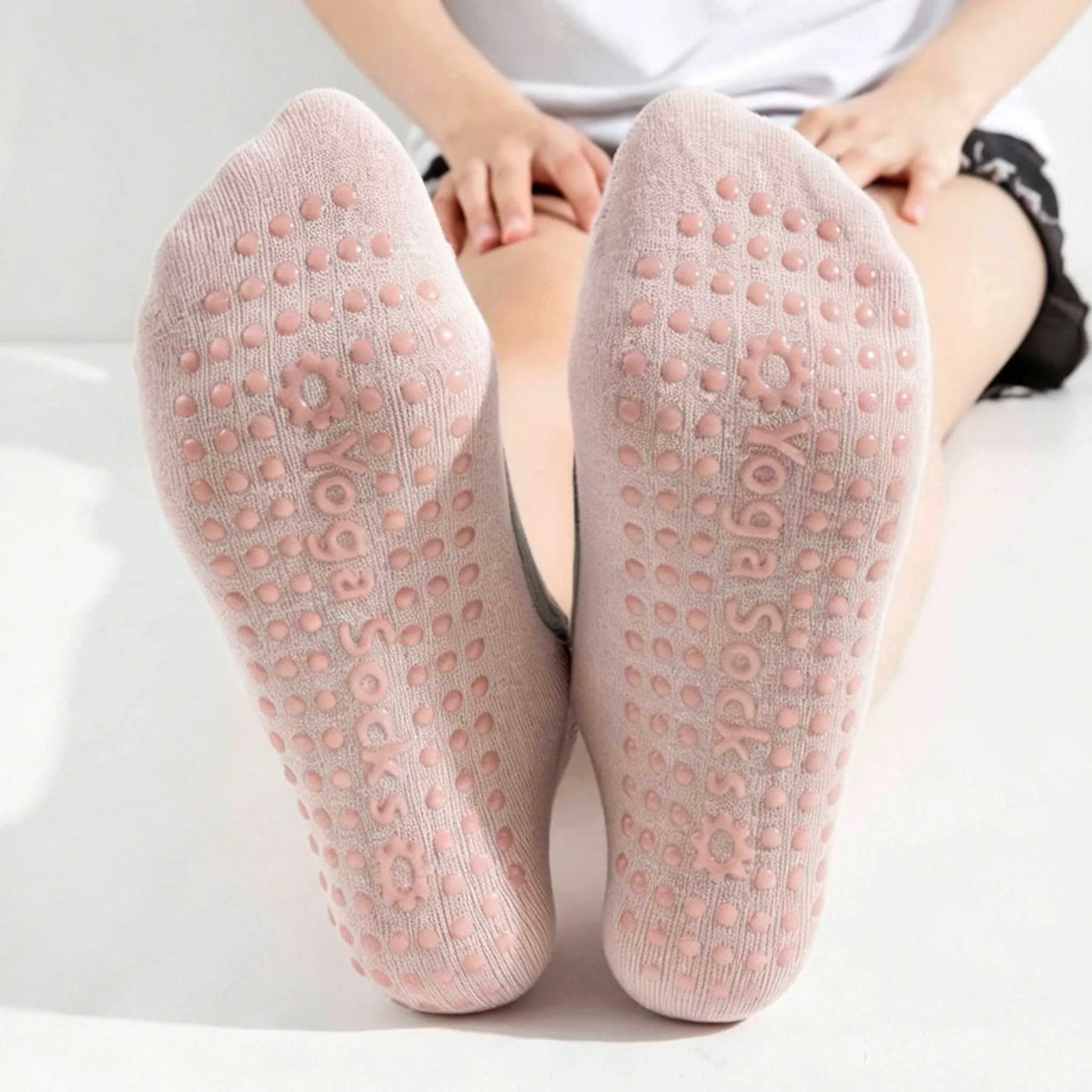 Non-slip Yoga Socks for Women Men, Anti-skid Bottom Indoor Fitness Sports Socks, Soft Breathable Dance Practice Socks, Non Slip image 5