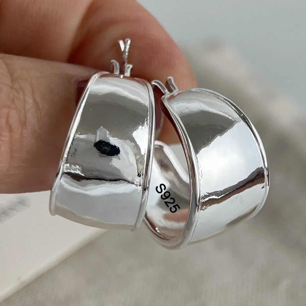 925 Sterling Silver…