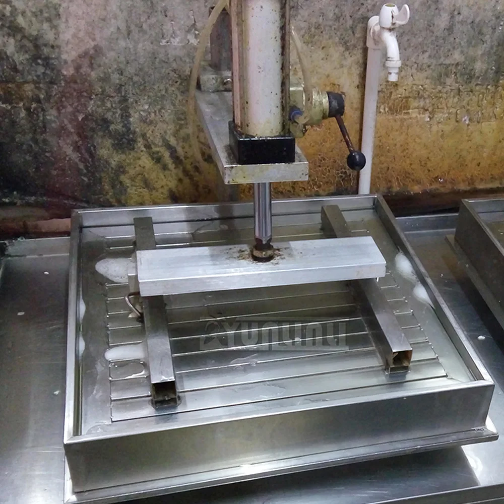 Yunlin Li Commercial Fully Automatic Tofu Making Machine Stainless Steel Tofu Presser Forming Squeezing Molding Machine for B