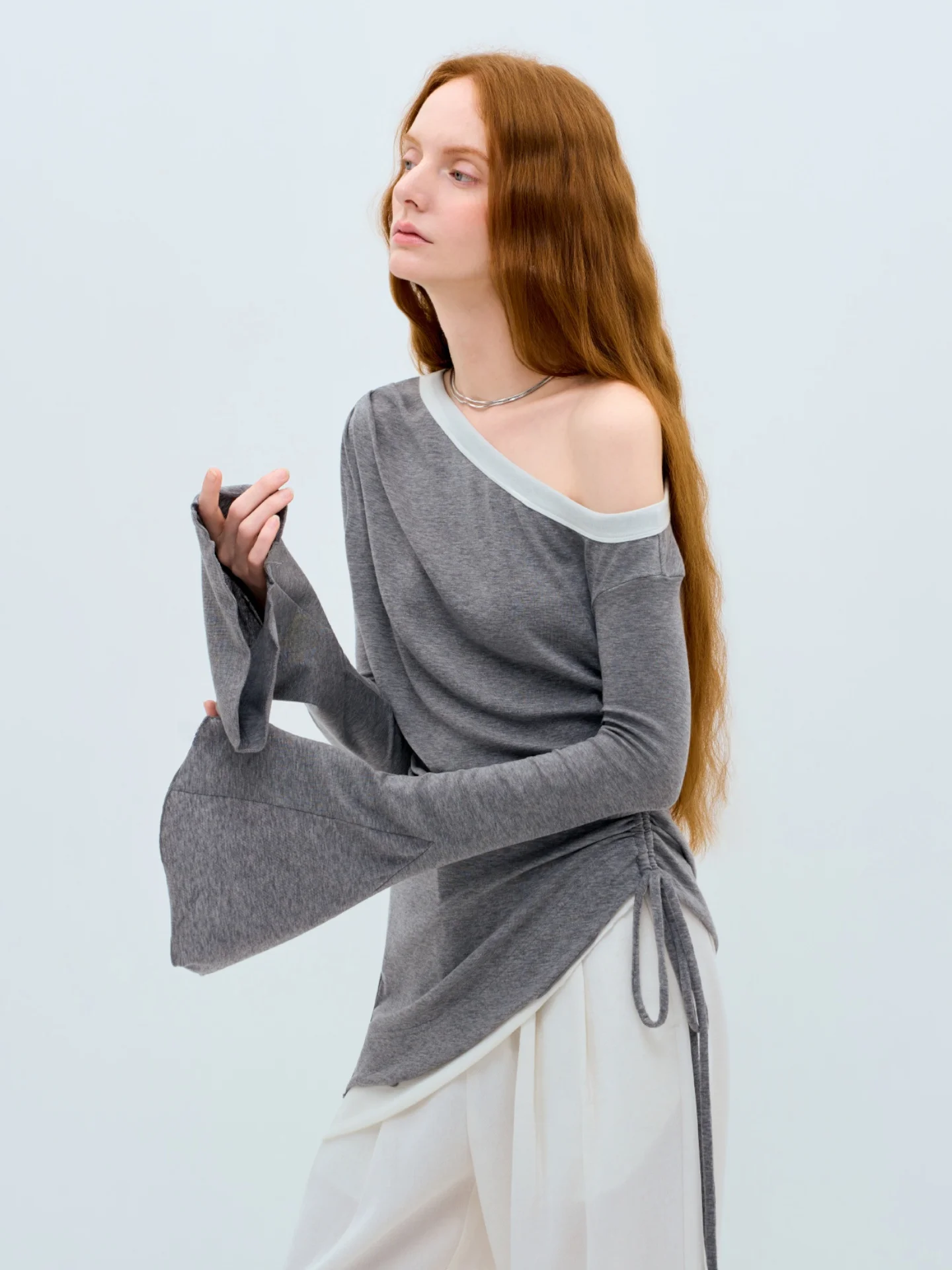 

Нежный и элегантный топ LIMONN с открытыми плечами, из шерсти, с плиссировкой и расклешенными рукавами, для женщин, весна 2026