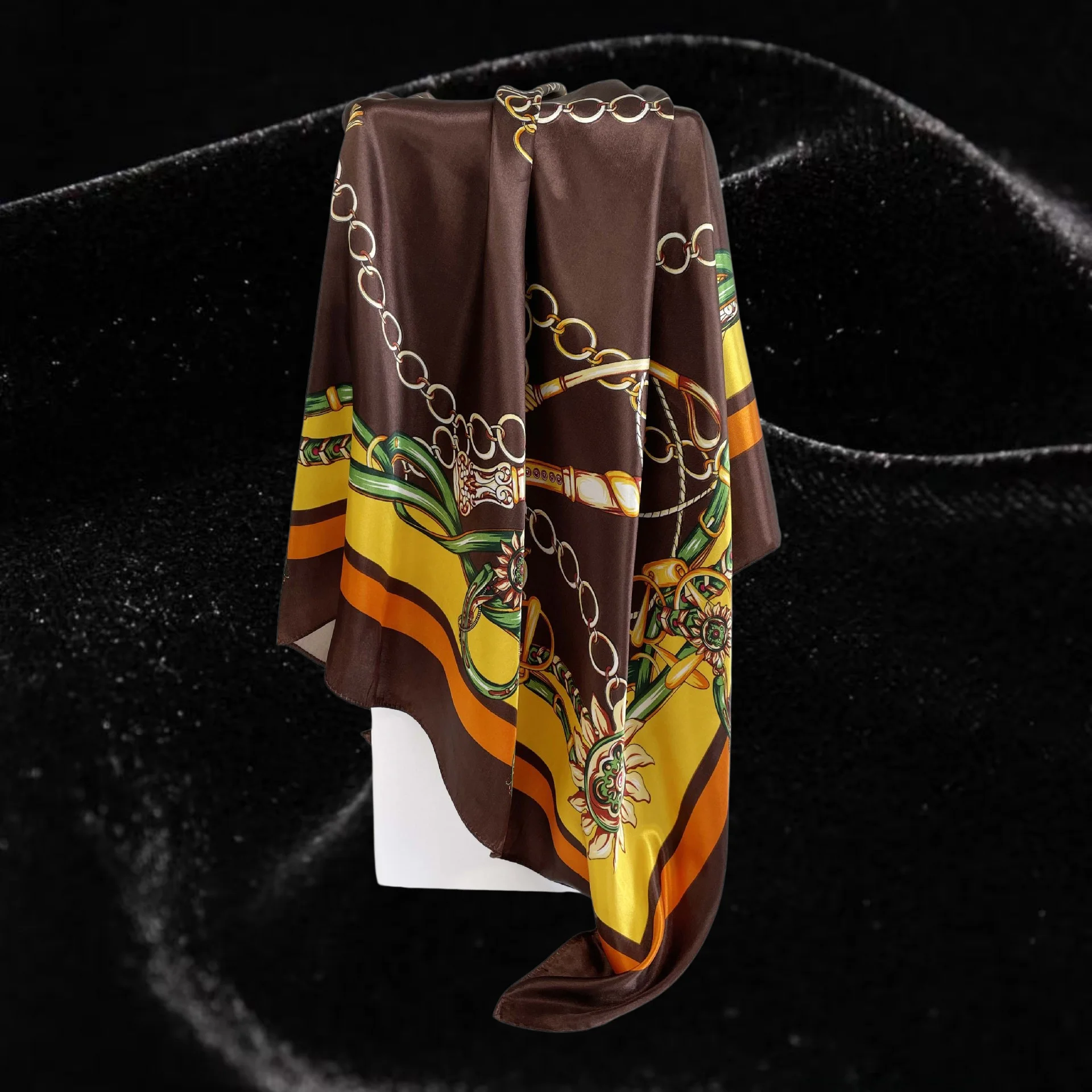 90cm Chain Print Satin Square Scarf Luxury retro headscarf women fashion accessory Black gold chain satin scarfwith color border