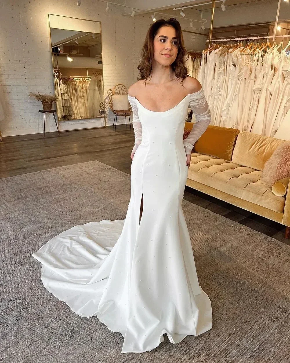 Glamouröse Meerjungfrau wunderschöne Satin einfache schulter freie Spitze Langarm hoch geschlitzten Zug Braut Brautkleid Vestidos de Novia