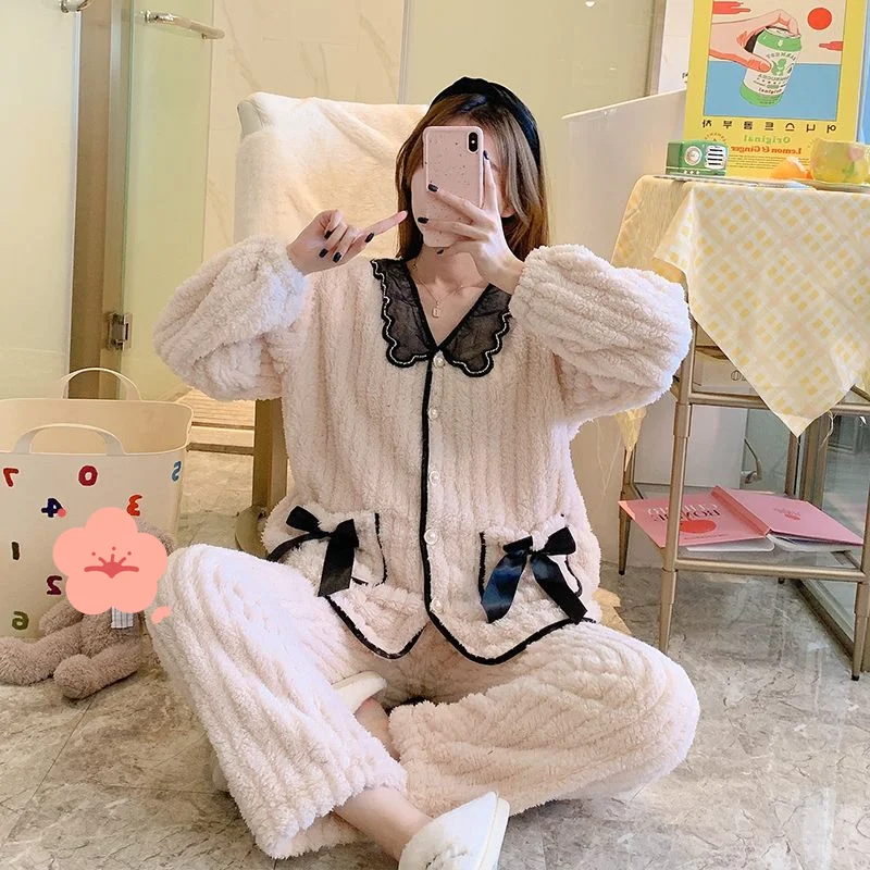 

autumn winter Women's pajamas flannel suit Comfortable Sleepwear Korean version cute Pajama Set homewear coral fleece new model