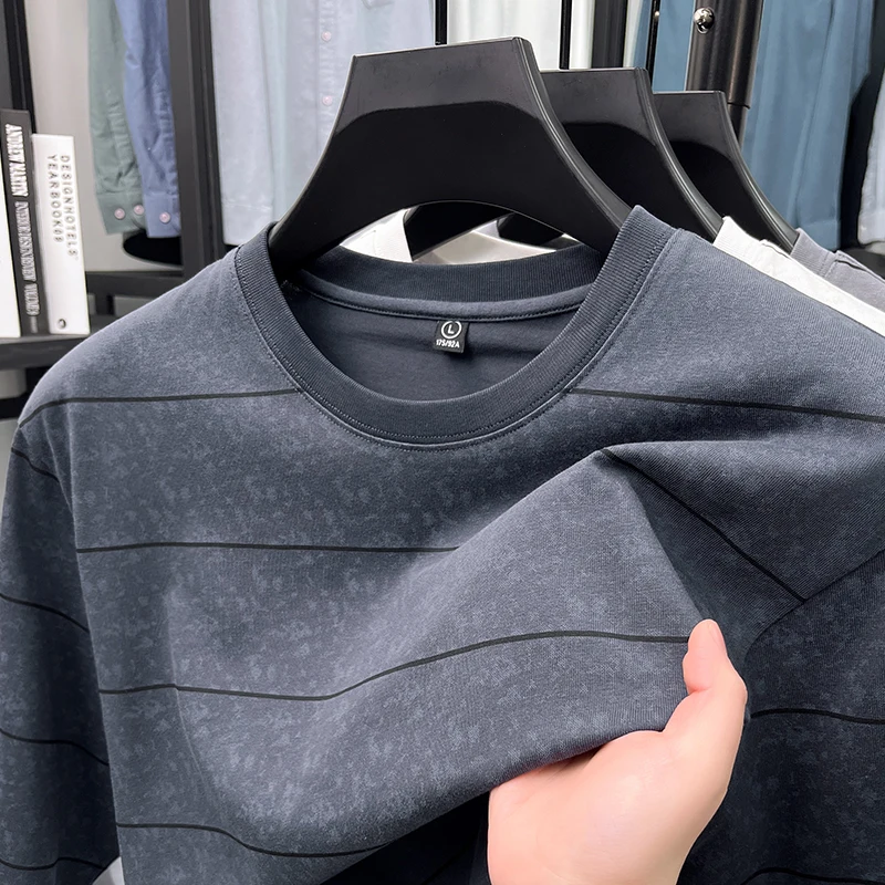 

100% хлопчатобумажная полосатая короткими рукавами футболка мужской высококачественный круглый воротник Личность принт окрашенный мягкий легкий удобный топы