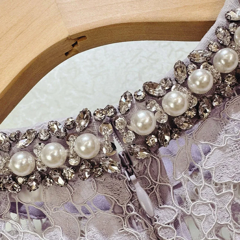 ฤดูใบไม้ผลิฤดูร้อนคุณภาพสูงหวานสีม่วงลูกปัดสั้นชุดแฟชั่นแขนสั้นลูกไม้ Openwork งานแต่งงานหรูหราภาษาฝรั่งเศสคําชุด