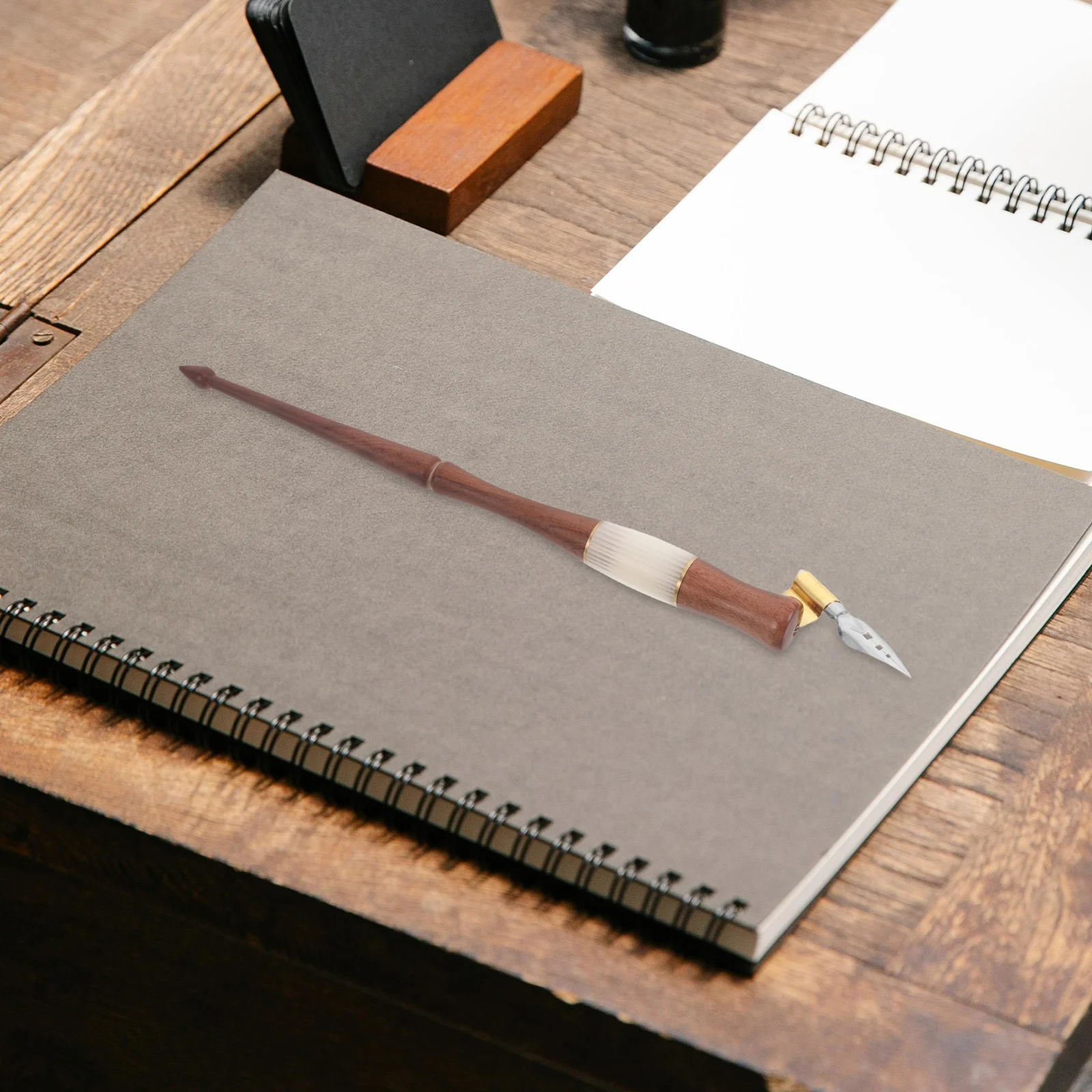 

1 Set Retro Solid Wood Calligraphy European Design Smooth Line Artistic Lettering Wooden Dip Pen For Drawing Writing Sketching