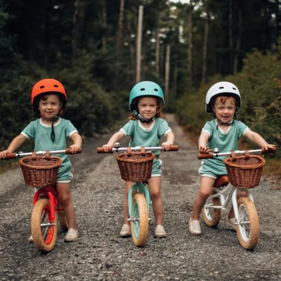 12" Balance Bike with Basket No Pedal Toddler Bicycle for Early Learning Leg Strength and Steady Balancing Durable FrameandTool