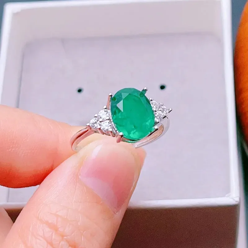 Fashion Emerald Color Crystal Ring 8mm*10mm Lab Created Crystal 925 Silver Ring with 3 Layers 18K Gold Plating