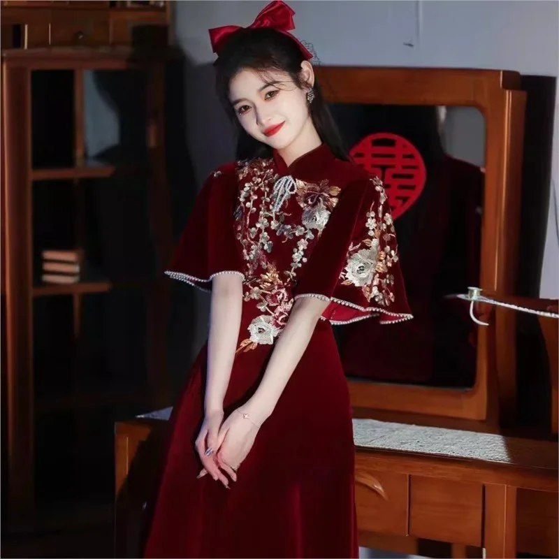 

New velvet toasting wine red cheongsam thank-you banquet arm-covering dress