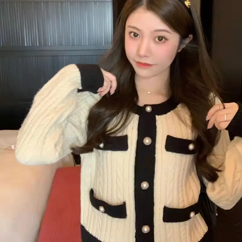 

Pink sweater short knit cardigan female autumn and winter loose foreign gas style small fragrant ladies wind jacket sweater top