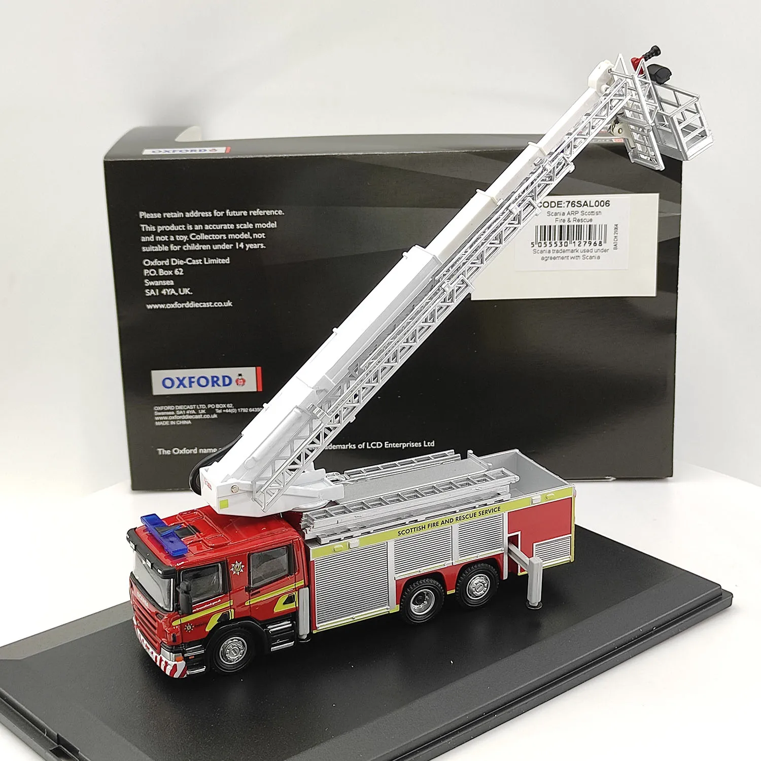 

Diecast OXFORD 1:76 Scale Scania Ladder Fire Rescue Alloy Car Model Non-lithography Collectible Toy Gift Souvenir Display