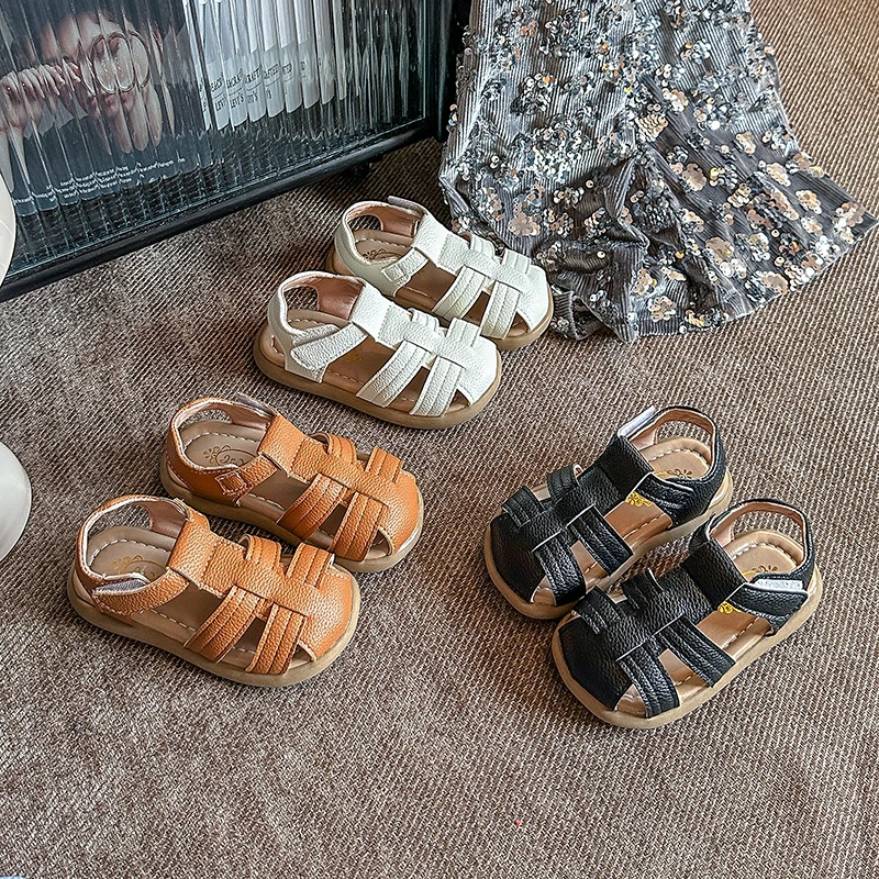 

Сандалии для мальчиков и девочек, новинка лета 2023 года, корейское издание, дышащая повседневная детская пляжная обувь, универсальная детская обувь, размеры 22–31