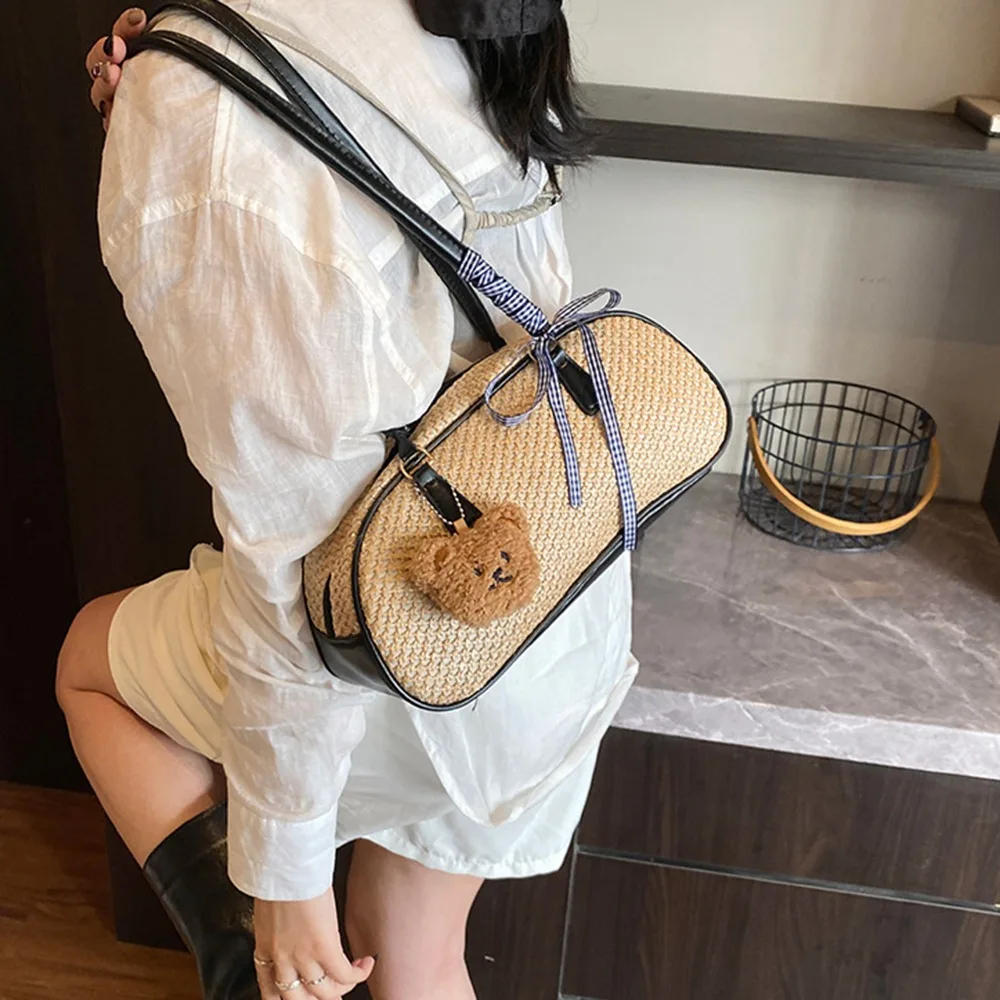 

Portable Sweet Straw Bowling Bag Large Capacity with Pendant Sand Beach Tote Bag Casual Elegant Underarm Bag Women