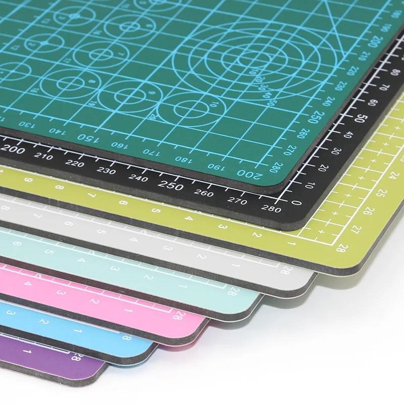 Tapete de corte A4 -placa de PVC dupla face de 11,81x8,66 polegadas para projetos de costura, quilting, papel e argila - protetor de mesa