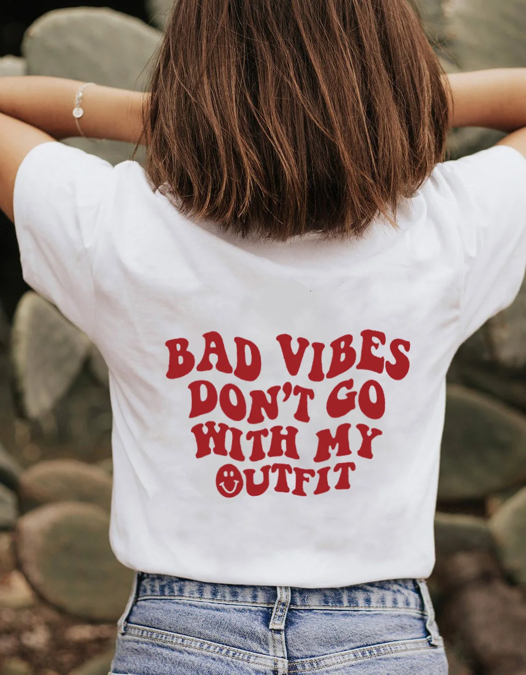 Bad Vibes Don't Go With My Outfit T-Shirt Positivity Quote Happy Face Trendy Shirt Mental Health Tee Women Casual Top