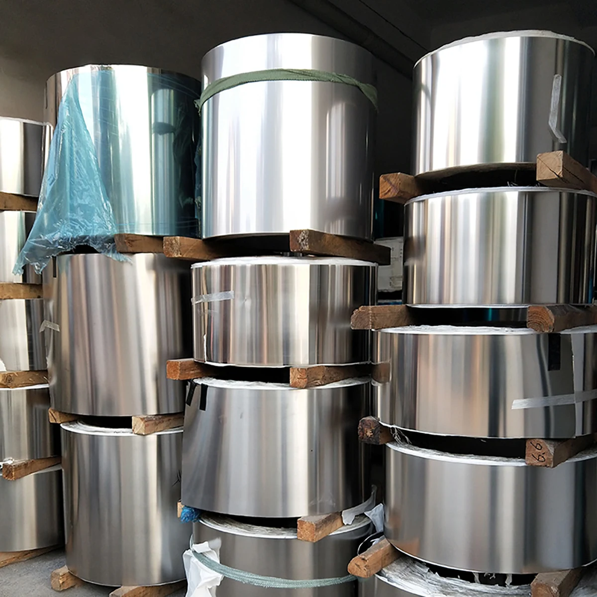 Width 20mm 301 Stainless Steel Strip Thickness 0.1 ~ 2mm High Elasticity Stainless Steel Foil Strip Customizable Specifications