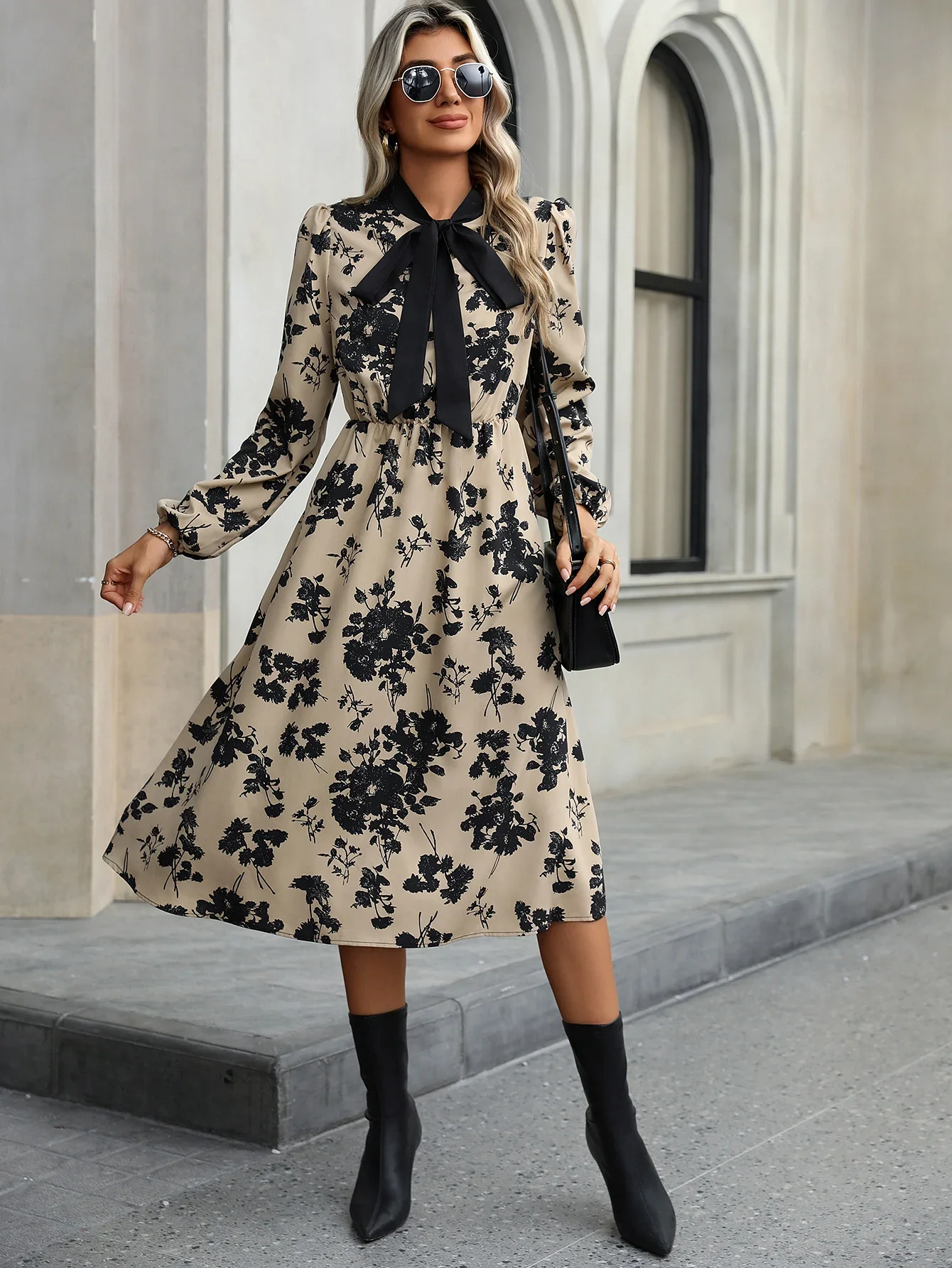 

European and American women's fashionable and elegant floating collar printed waist cinched A-line long sleeved dress