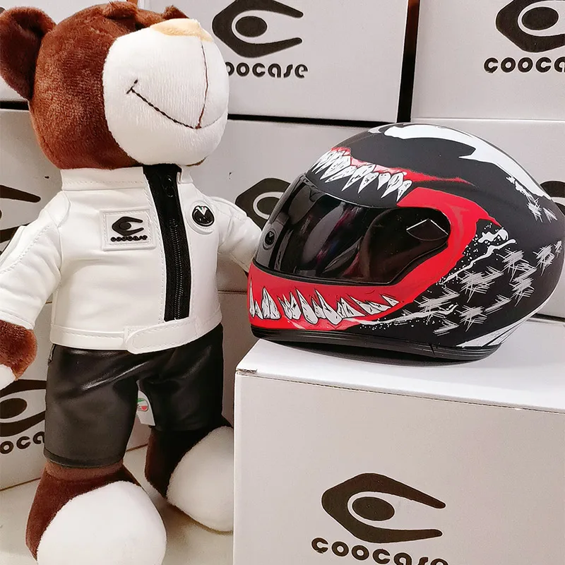 Pequena motocicleta couro urso capacete, brinquedos de pelúcia, capacete completo, acessórios de moto, decoração tensão, cauda caixa ornamento