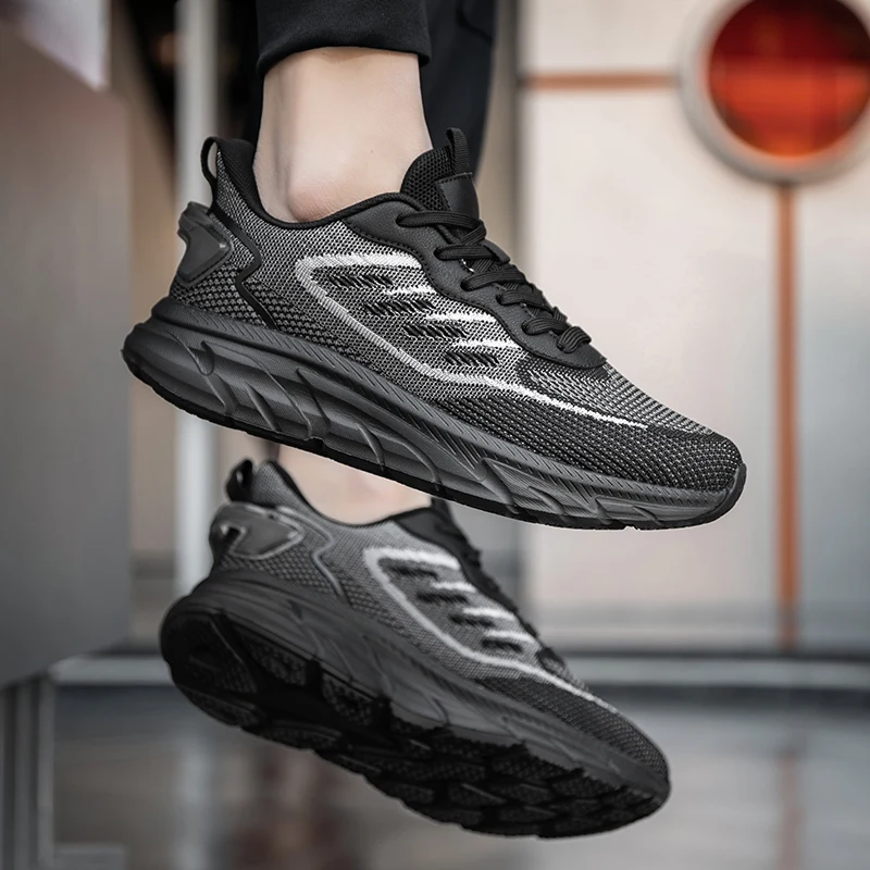 

Новые мужские повседневные удобные дышащие легкие спортивные кроссовки на толстой подошве и дышащая мужская обувь с мягкой сеткой