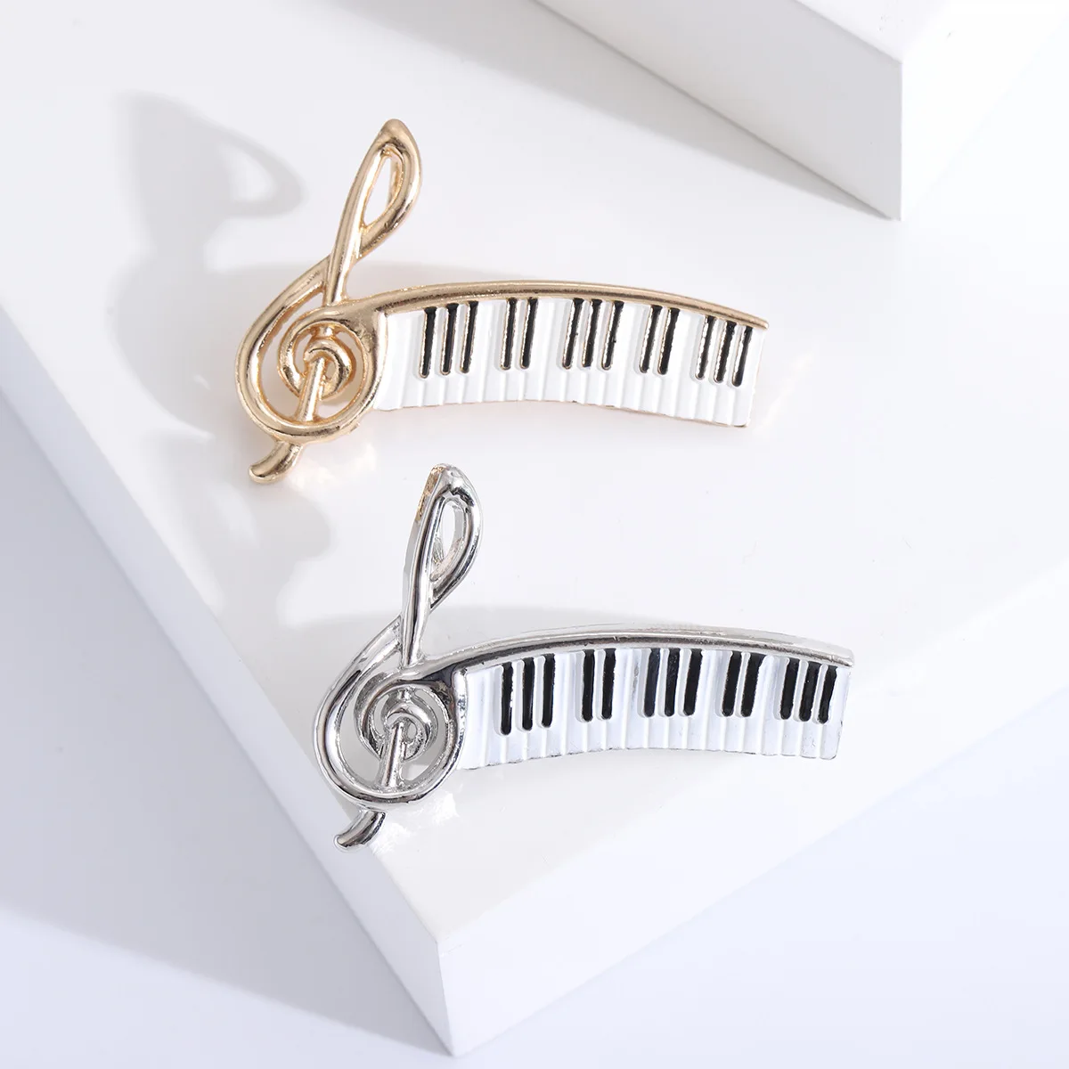 

Enamel Music Note Piano Keys Brooches For Women Men Teacher Musican Banquet Daily Jewelry Clothing Bag Accessoeris Gift