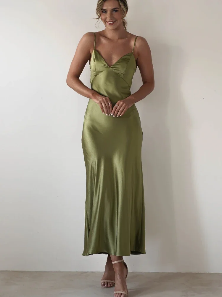 2025年夏の新作レディースファッション、エレガントでセクシーなバケーションスタイル、サテンストラップVネック、バックレス、ウエストコレクション、ロングドレス