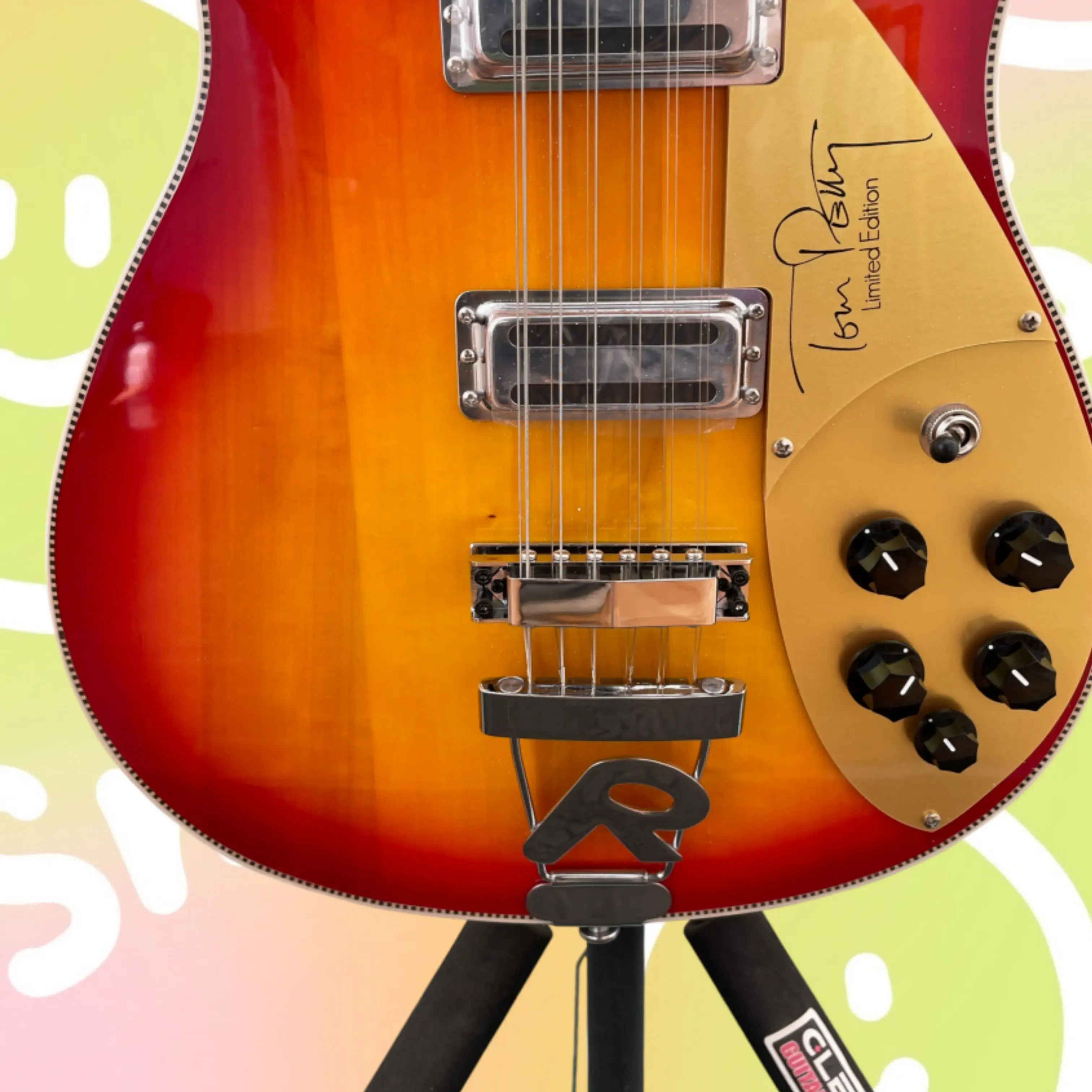 Sunset Gradient 12 Electric Guitar, Gold Signature Pickguard, Rosewood Fretboard Guitars, Retro Vibrato Rock Guitarra
