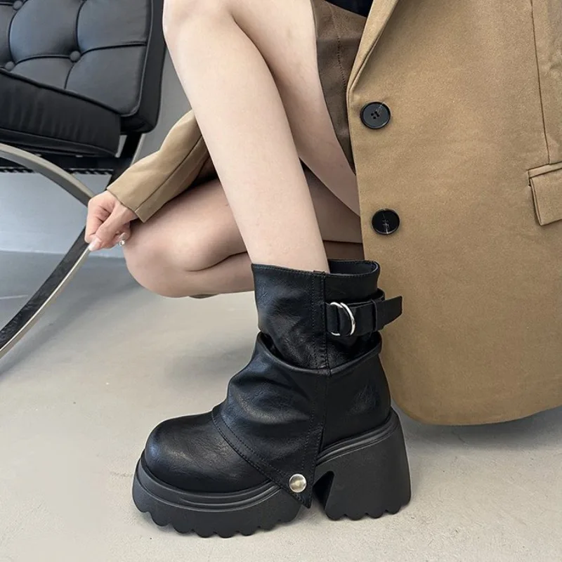 2026 New Folded Round Head Thick Heel Boot Spring Autumn Chunky Heeled Fashion Shoes Platform Short Booties view 6