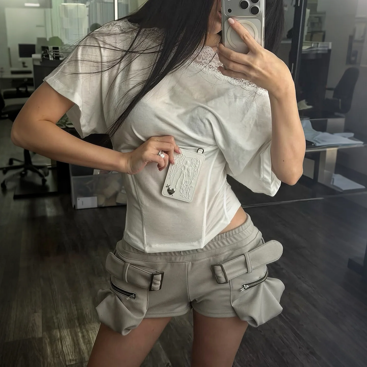 Zipper 3D Pockets Metal Buckles Belts Cargo Shorts Women Fashion High Street Elastic Waist Y2k Streetwear Bottom Casual Pants