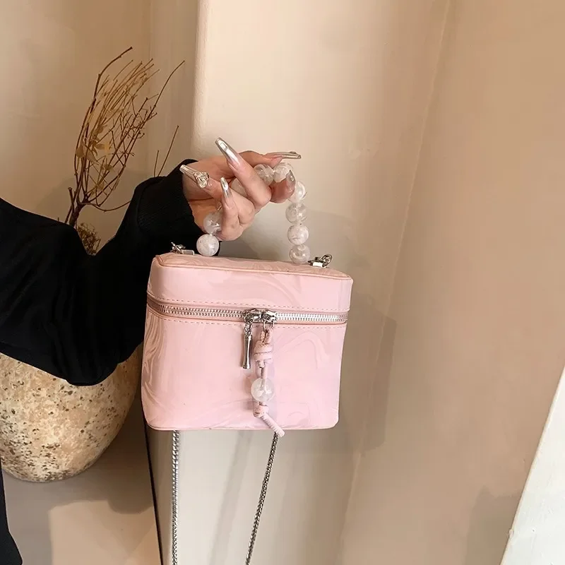 

2025 New! Personalized Hand-scratched Pleated Shoulder Bag for Women - Niche Beaded Box Bag | Large-capacity Chain Messenger Bag