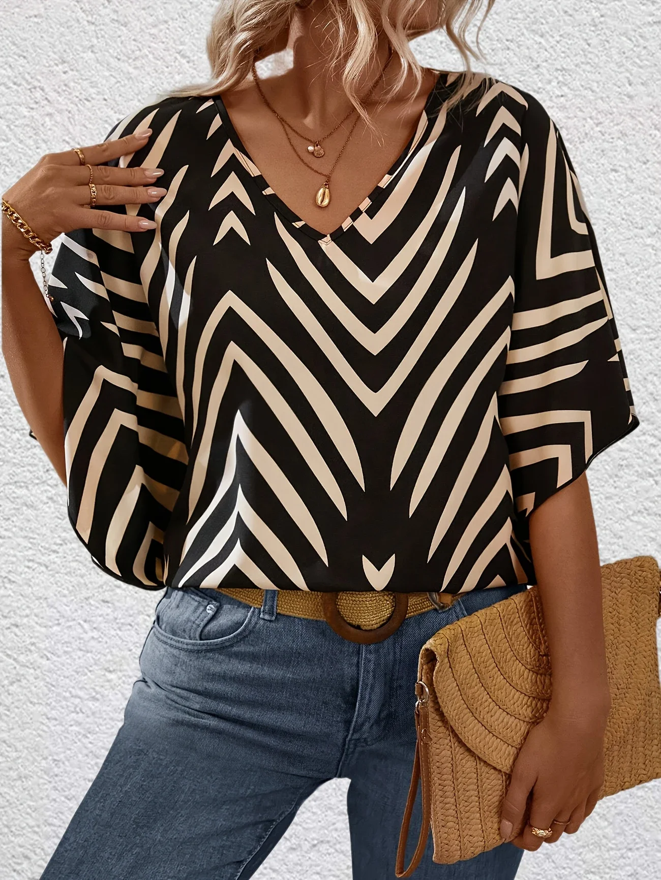 حجم كبير 1XL-5XL المرأة الصيف الخامس الرقبة فضفاضة مخطط Batwing كم المرأة عادية كم قصير قميص