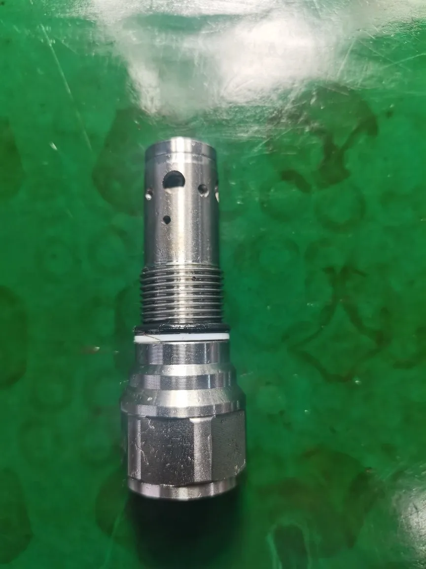 

Excavator Parts R215-7/9 225-7/9 305-7 Walking Motor Main Gun, Walking Main Overflow Valve