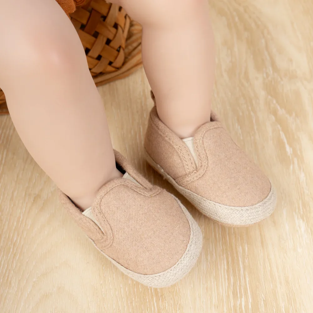 2024 Nieuwe Zachte Zolen Anti-Slip Wandelschoenen Ademende Babyschoenen Pasgeboren Klassieker 0-18 Maanden Baby Slip-On Casual Schoenen