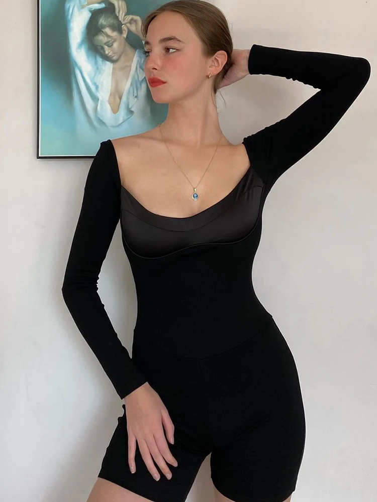 

Sibybo 2022 Summer Sexy Backless Jumpsuit Shorts Women Autumn Long Sleeves Low Cut Playsuit Outdoor Fitness Jumpsuits Femme