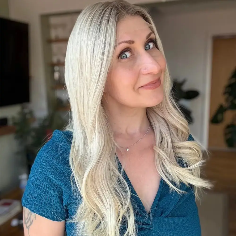 Soft Natural Wig Ombre Platinum Blonde Synthetic Lace Front Wig Heat Resistant Fiber Natural Preplucked Hairline with Baby Hair