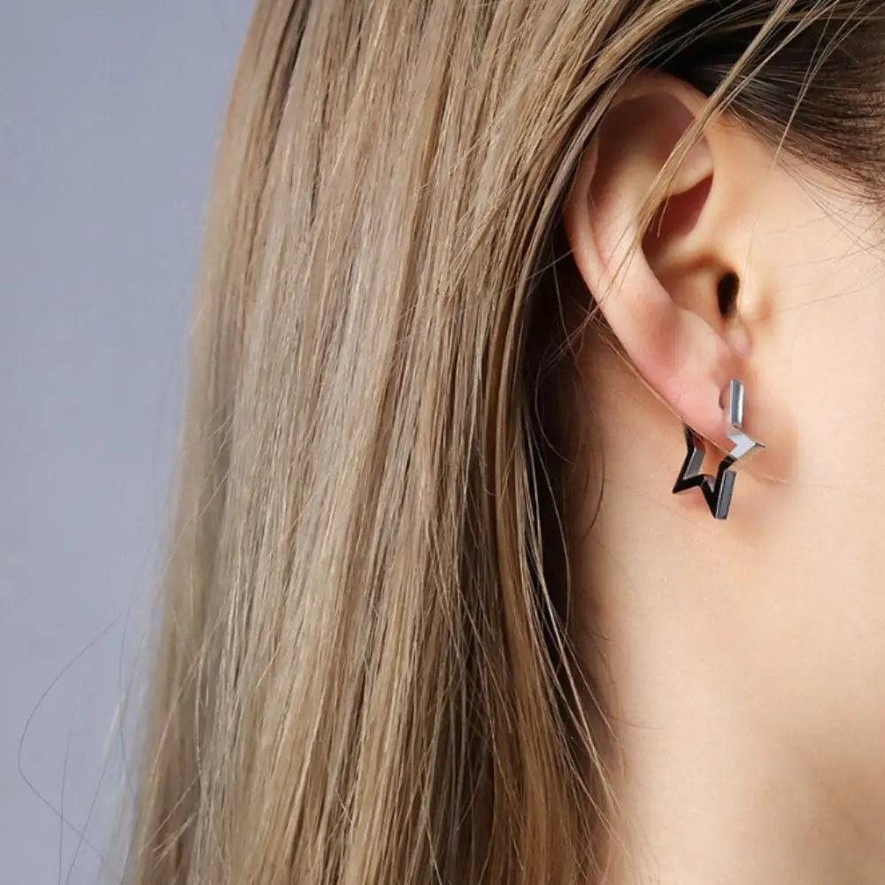 女性用ミニマリストアロイイヤリング,5点星,中空星,ゴールド,シルバー