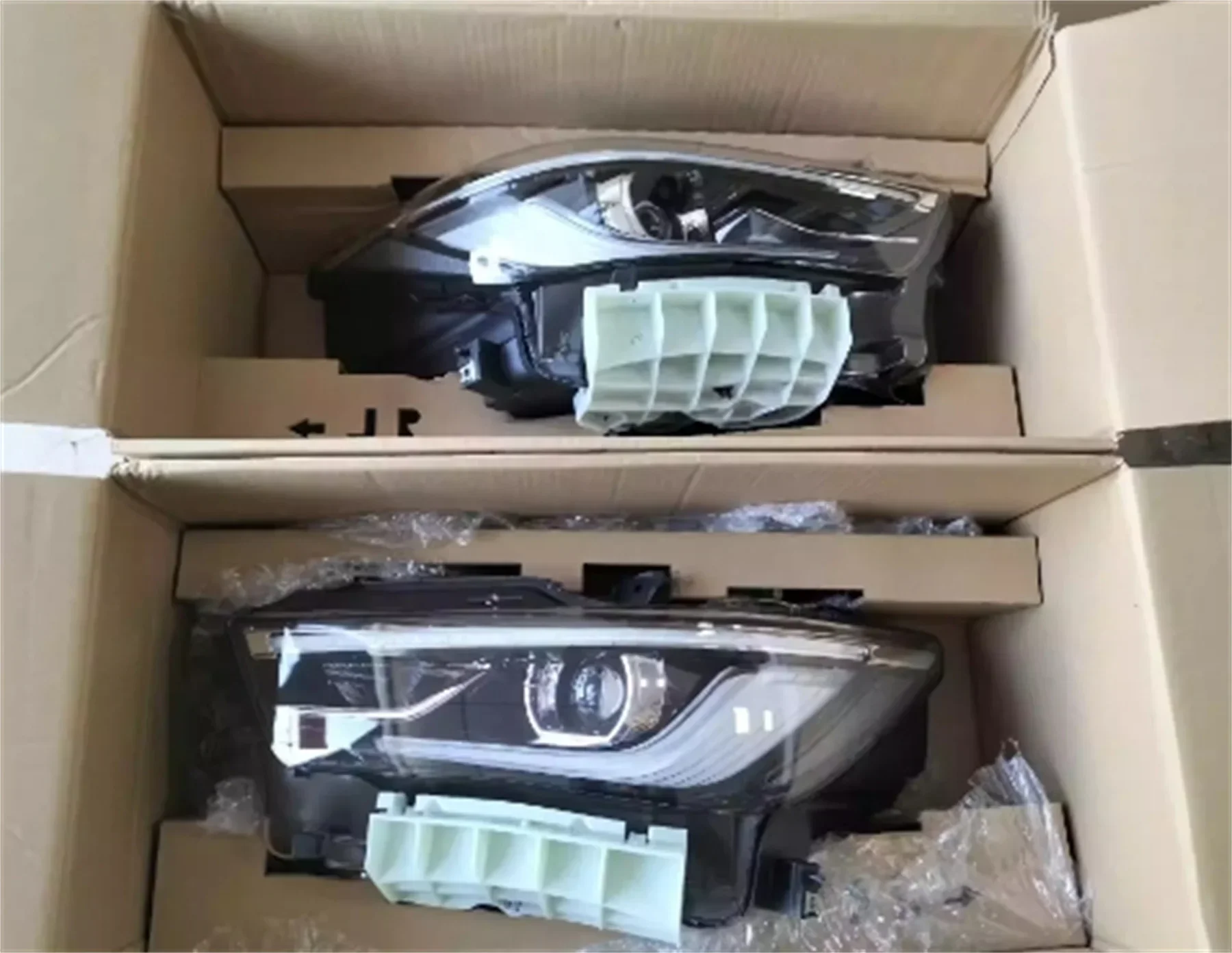 

Автомобильные светодиодные фары дневного света DRL для Infiniti QX80 указатель поворота
