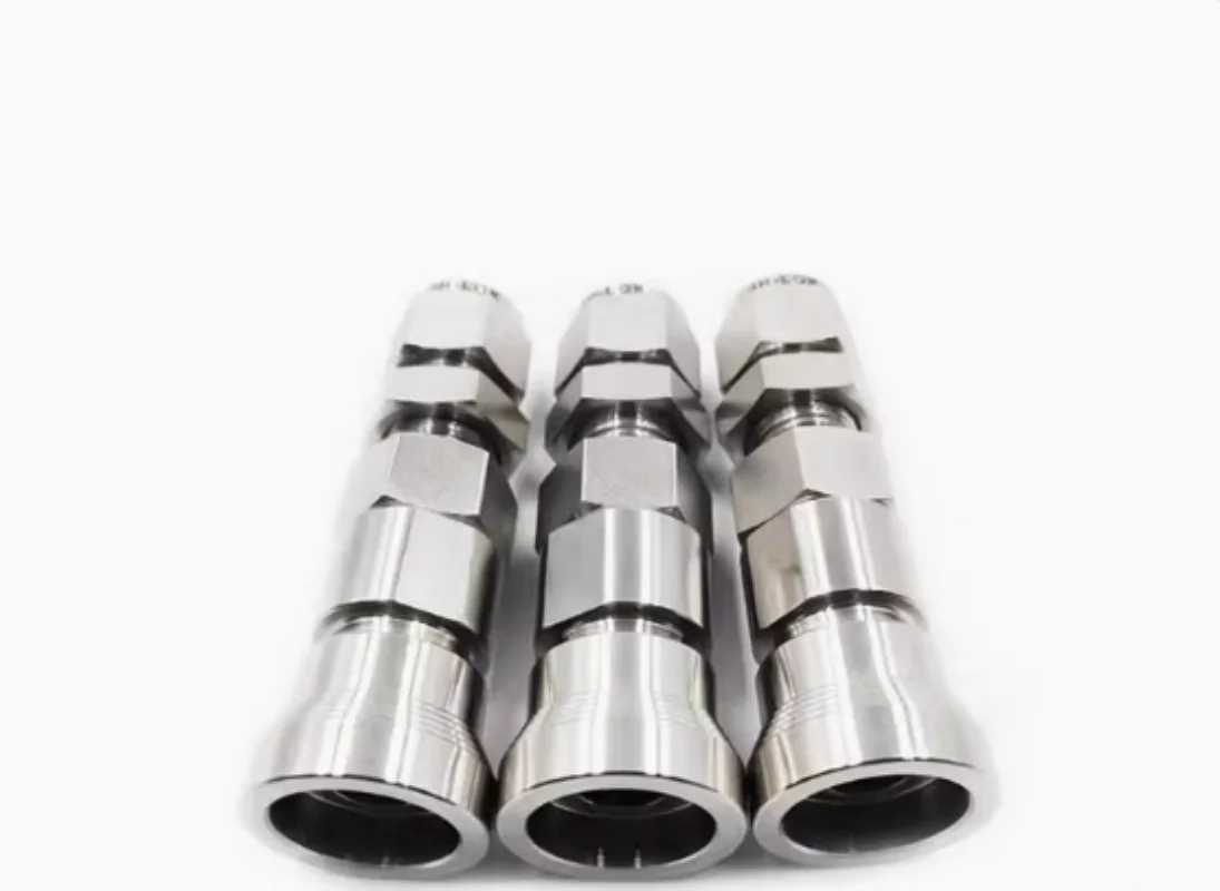 

Быстрый разъем для приборной панели заменяет SS-QC4-B1-400