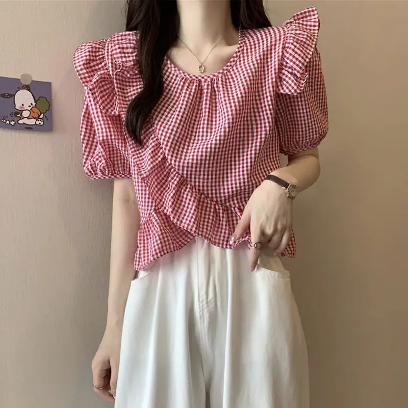 

Sweet O-Neck Spliced Ruffles Folds Plaid Puff Sleeve Blouse Female Clothing 2023 Summer New Casual Pullovers Asymmetrical Shirt