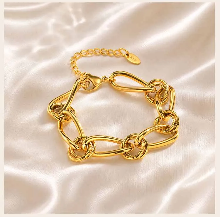 18K Vergoldetes Chunky Link Armband für Damen, Verstellbares Statement-Schmuckstück mit ineinandergreifender Edelstahl-Kreiskette – Detail 6