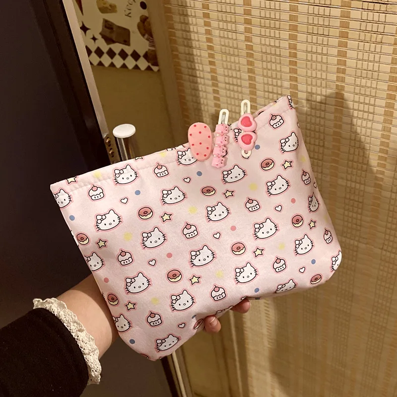 

Hello Kitty Cartoon Makeup Bag Accessories Earphones Washroom Storage Bag Children Kawaii Holiday Gifts Women Supplies Wholesale