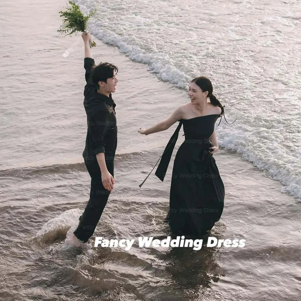 

Fancy Simple Black Elastic Satin Wedding Dress Korea Beach Photo Shoot A Line Sleeveless Bridal Gown Back Corset Customized