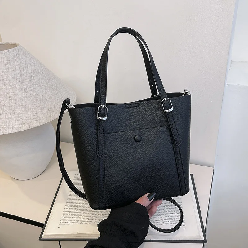 

2025 New! Women's Fashionable Messenger Bag - Large Capacity, High - End Sense, Portable Shoulder Tote for Commuting