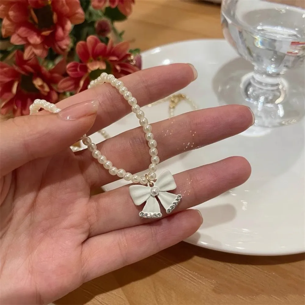 模造真珠の弓のネックレス,弓の装飾,シンプルなヴィンテージ,甘いチェーン,新しい