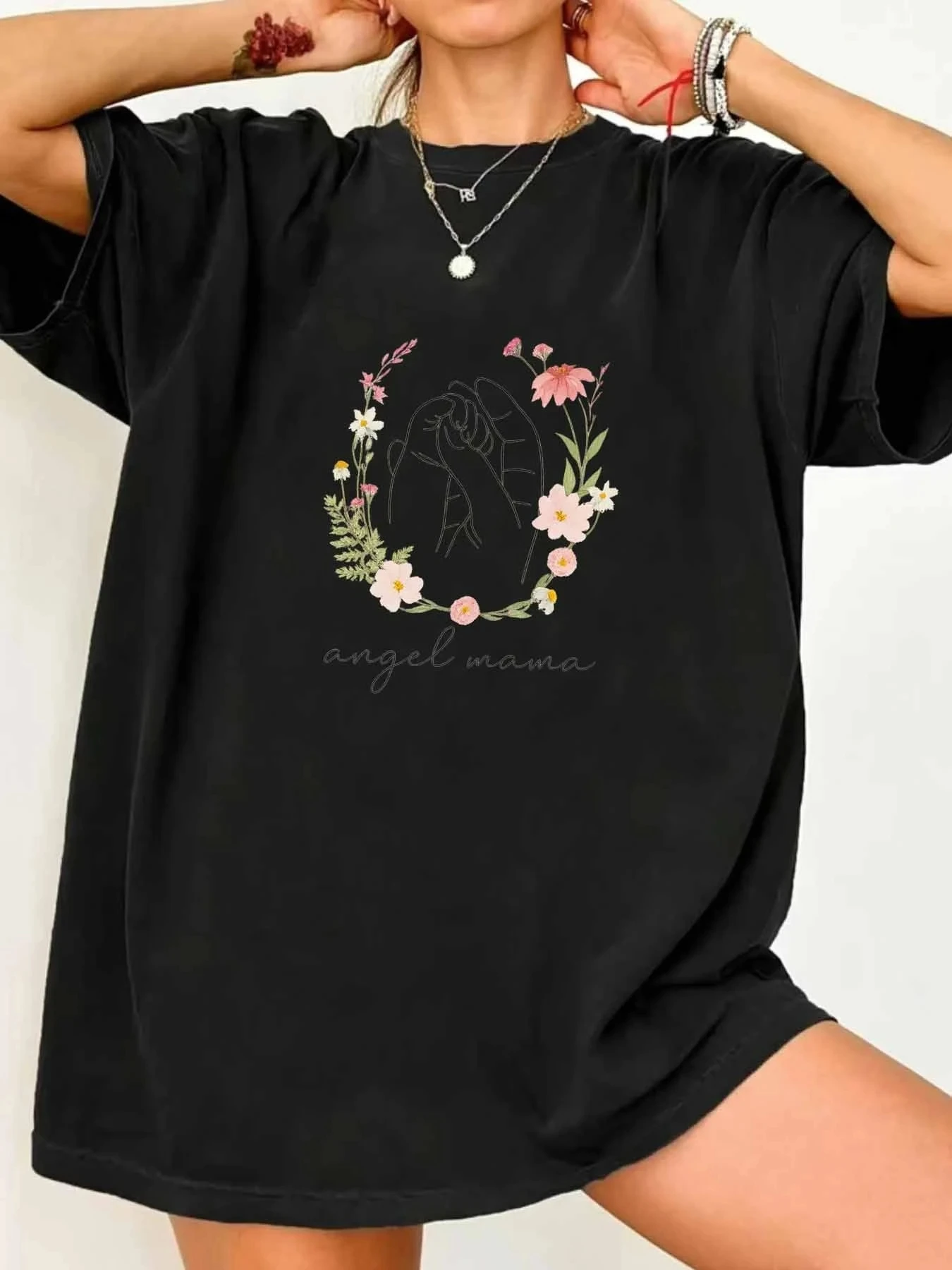 【009695】تيشيرت نسائي بمقاس كبير ورقبة دائرية وأكمام قصيرة مع نصف كم مرن ومطبوعات عصرية #1