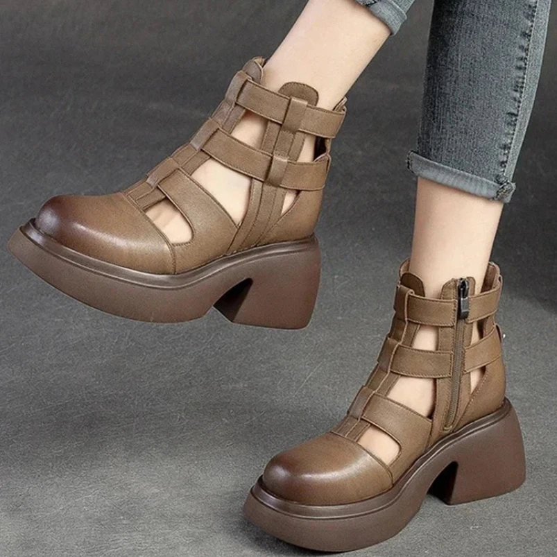 2025 النساء الصنادل أسافين الكعوب جلد طبيعي جولة تو الصيف موضة الإناث صنادل طراز جلاديتور أحذية منصة