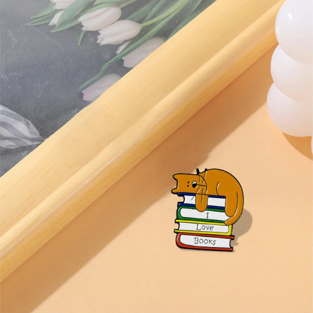 I LOVE BOOKS Enamel Pin Cat Reading Brooches Bag Clothes Lapel Pin Badge Funny Sleeping Kitten Jewelry Gift for Kids Friends